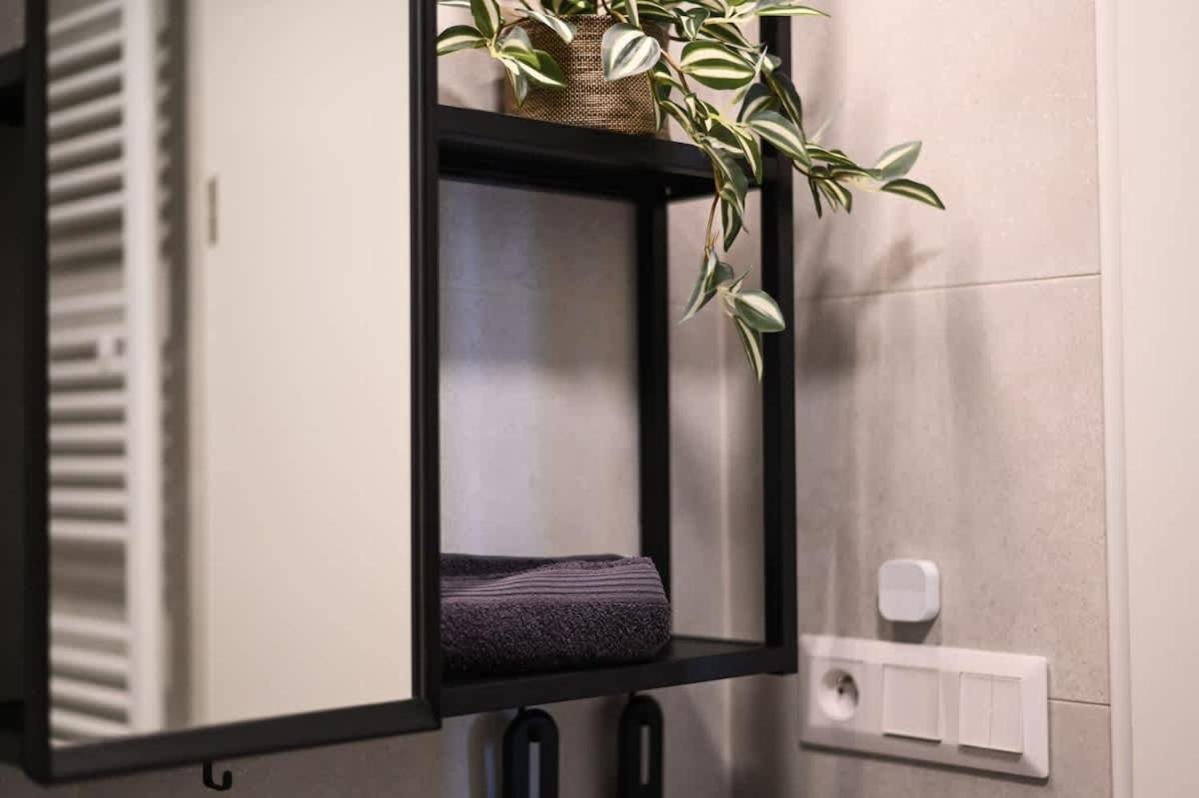 City Center Studio - Comfy & Modern Bratysława Zewnętrze zdjęcie